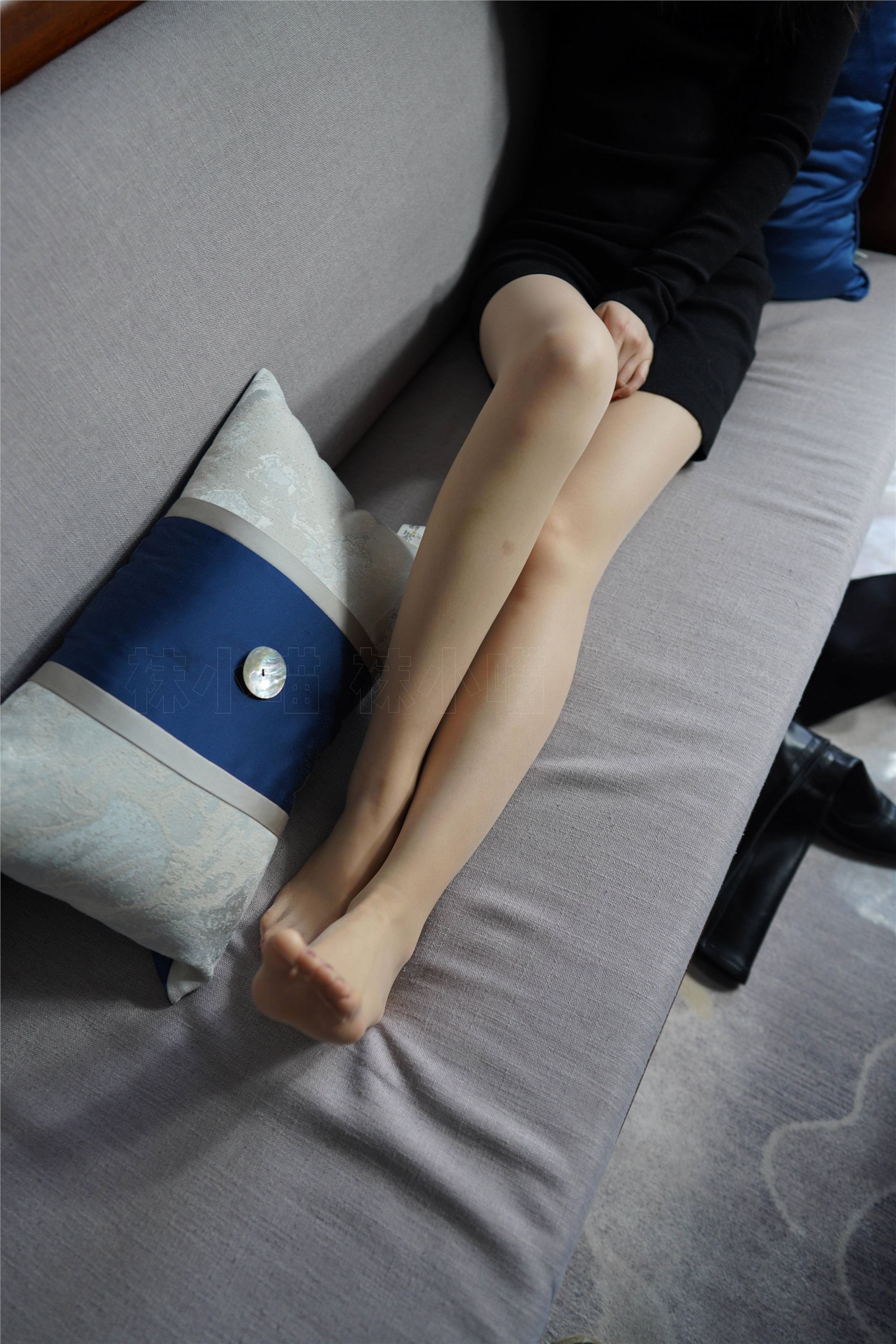 kittyWawa袜小喵  KT264 黑短裙与靴